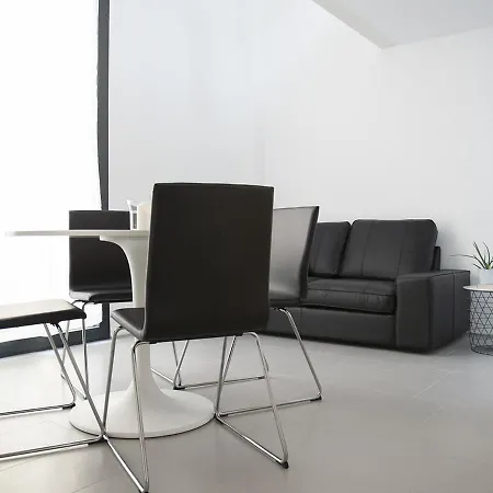 Brand New Ortiquattro Apartment