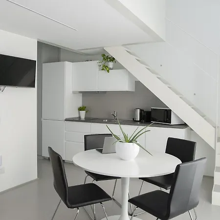 Brand New Ortiquattro * Milan